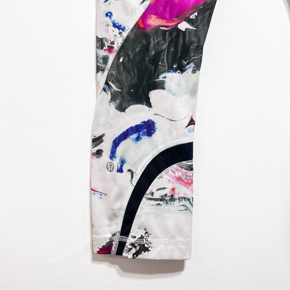 Lululemon Run Sz 4 Inspire Crop II All Full-On Luxtreme Pigment WaveMulti/Black - Picture 8 of 11